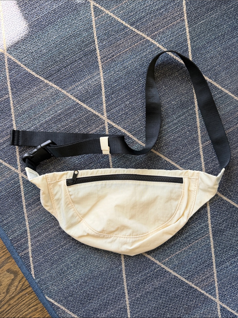 Baggu crescent Fanny